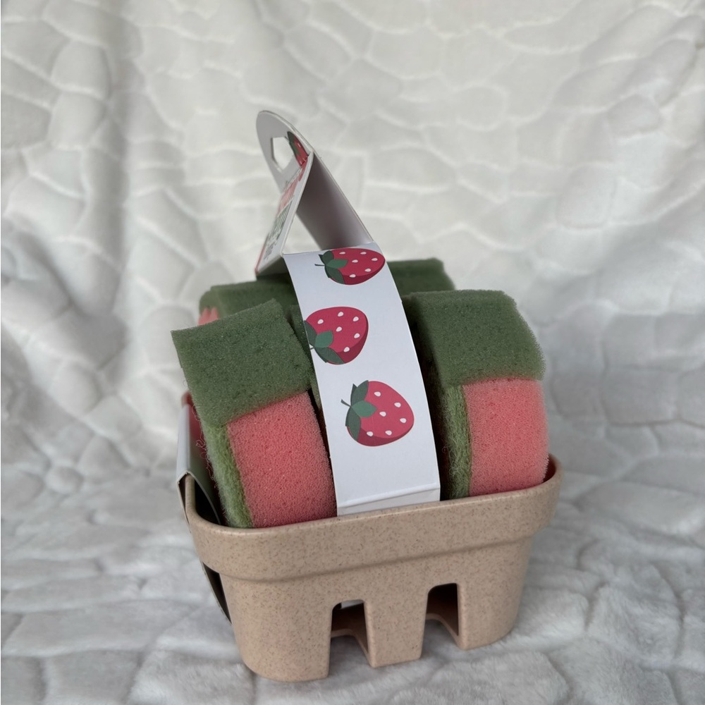 Joie Basket & 6Pc Strawberry Dual-sided Sponges - Picture 4 of 6